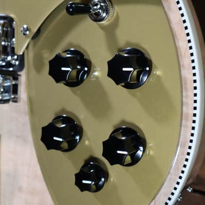 Rickenbacker 660/12 2025 - MapleGlo image 11