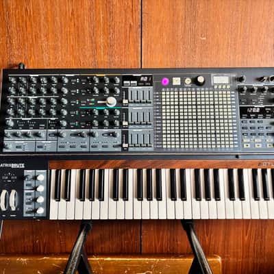 Arturia MatrixBrute 49-Key Synthesizer w/ gator case image 4