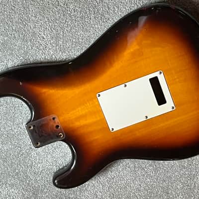 1980s Fender ST-562 MIJ Japan Contemporary Stratocaster guitar body sunburst image 6