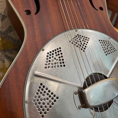 National El Trovador 2014 - Mahogany image 10