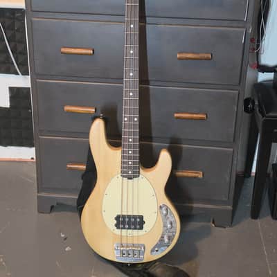 Stingray EX with Rosewood | Mongrel image 1