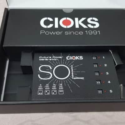 CIOKS SOL Future Power Generation Multi-Outlet Power Supply w/ Cioks Grip 2.0 -EU Plug- image 1