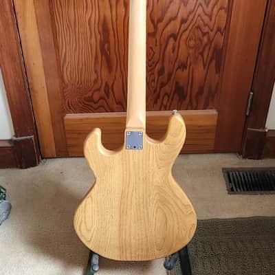 Peavey T-15 1981 - Natural Amp in Case USA image 6
