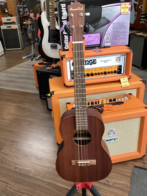 Beaver Creek Baritone Ukulele - Natural image 1
