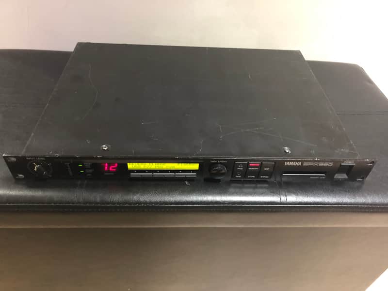 Yamaha SPX990 Professional Multi-Effect Processor 1990s - Black image 1