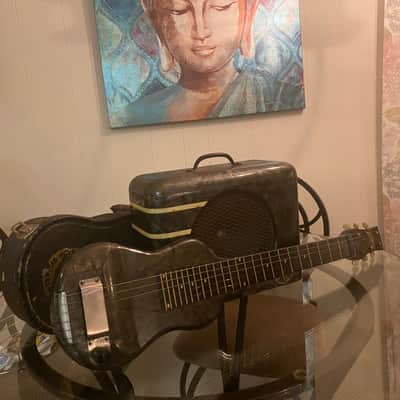 Oahu Guitar with amp 1928-32 - Black MOTS image 1