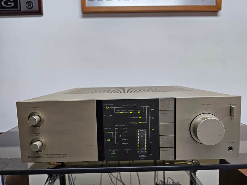 Pioneer A-7 Stereo Vintage Amplifier Operational.