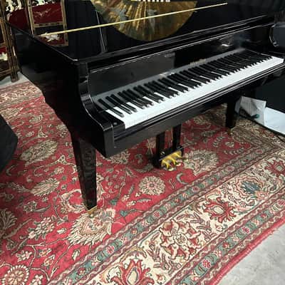Wurlitzer C143 Grand Piano – 4'7", Glossy Black image 2