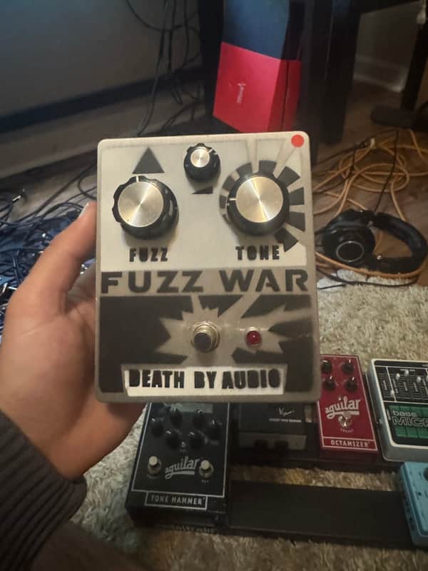 Death By Audio Fuzz War