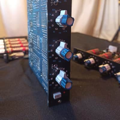API 550 (Rack with 8 units) image 5