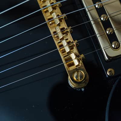 2022 Gretsch Streamliner G2627TG 3-Pickup - Black & Gold w/Cs image 10