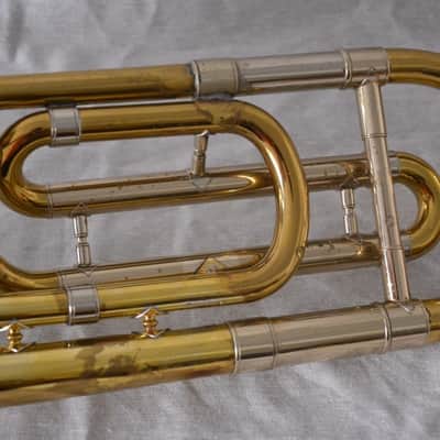 Trombón Bach Stradivarius Corporation 36 en buen estado. image 22