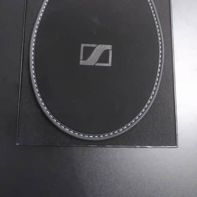 Sennheiser M2-AEI-BLK Momentum 2 Over-Ear Closed-Back Headphones - Black image 4