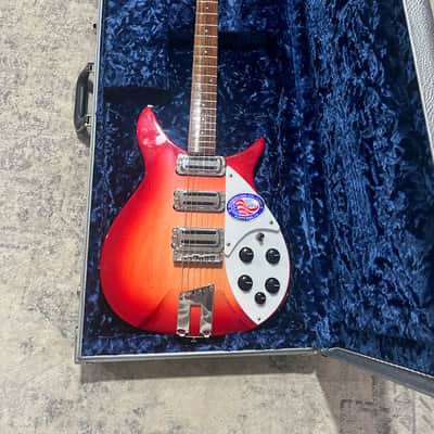Rickenbacker 350/V63 1999 - Fireglo image 9