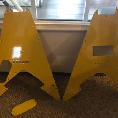 MetalShop Mini Flying V 2026 - Yellow image 10