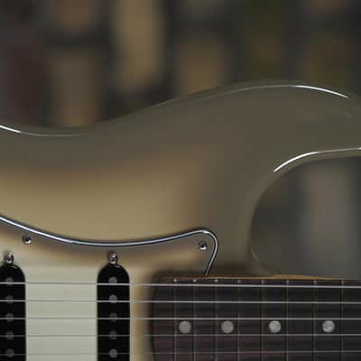 Fender 70th Anniversary Vintera® II Antigua Stratocaster® - Antigua image 4