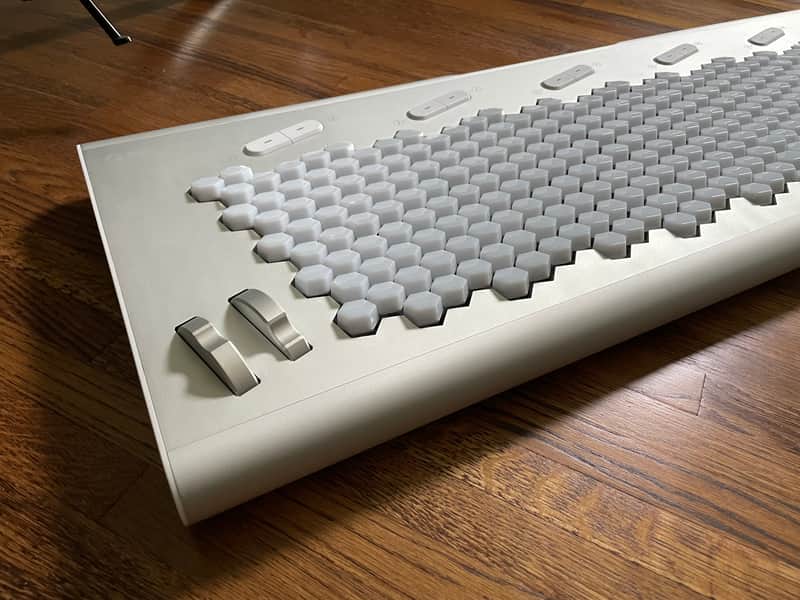 Lumatone Isomorphic Keyboard 2021 image 1