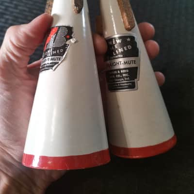 TWO Humes & Berg 101 Stonelined D Trumpet Straight Mutes 2010s - White image 1