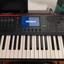 Roland FANTOM-06 61-Key Workstation Keyboard