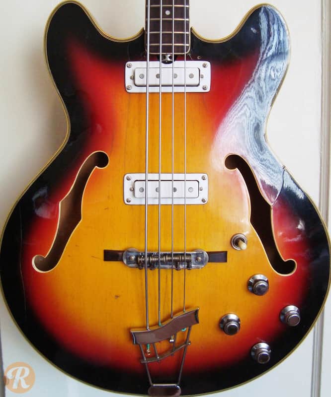 Vox Cougar Sunburst 1966 image 1
