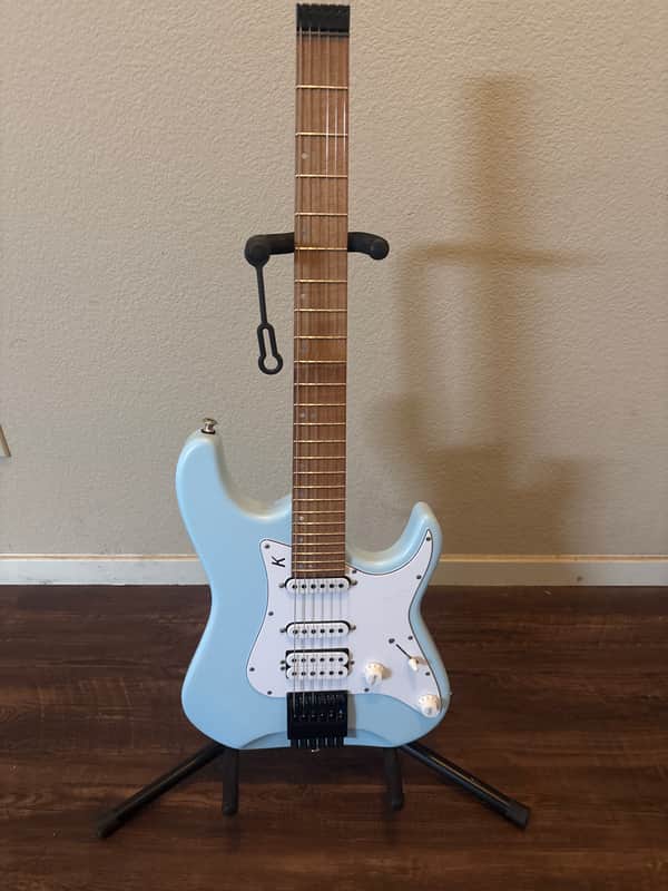 Kiesel Delos 2025 - Blue & white image 1