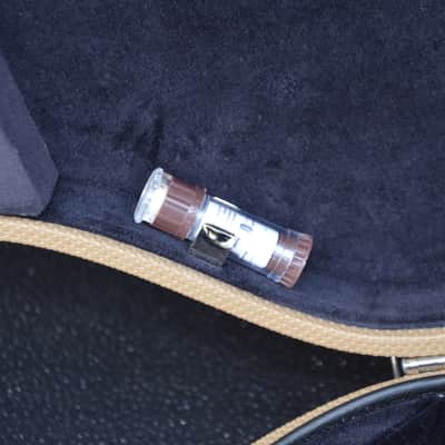 Hofner Semi-Hollow case * Fits ES-335 models and many others! * Integrated hygrometer & climate control * HIGHEST QUALITY HANDMADE IN GERMANY! * List=389€ * image 3