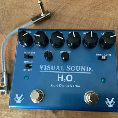 Visual Sound H2O V3 Chorus and Echo 2010s - Blue image 2