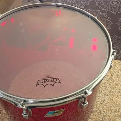 Vintage 1970s Ludwig Red Acrylic Vistalite 15"Concert Tom Drum Iconic Blue & Olive Badge Rare image 3