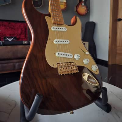 Fender Stratocaster Custom Shop Artisan Limited 2017 - Figured Rosewood image 2