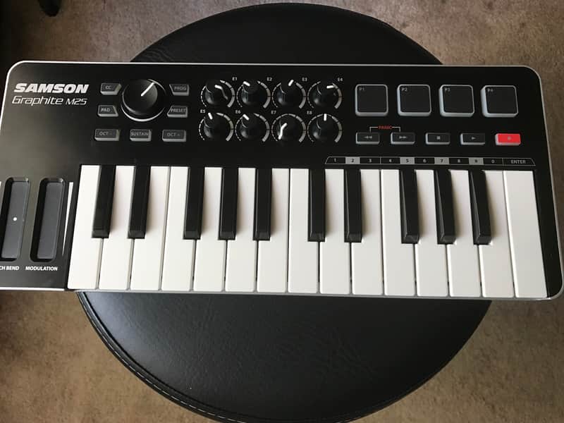 Samson Graphite M25 Mobile Mini USB MIDI Controller 2010s - Black/White image 1