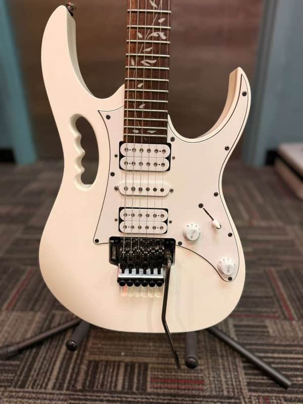 Ibanez JEMJR-WH Steve Vai Signature with Jatoba Fretboard 2018 - Present - White image 1