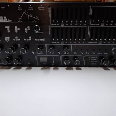 Twisted Electrons Twisted Electrons MEGAfm MKII 2025 - black image 2