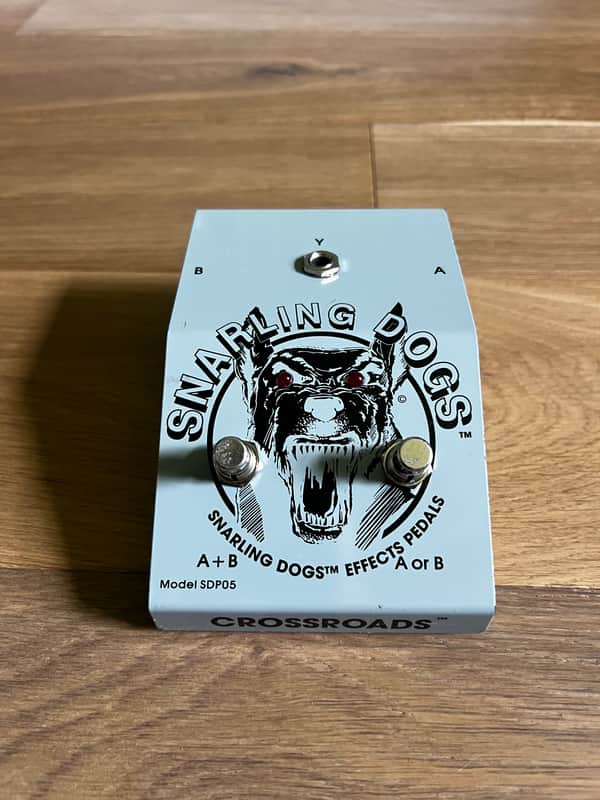 Snarling Dogs Crossroads ABY Splitter Footswitch SDP05 2009-2012 - Grey image 1