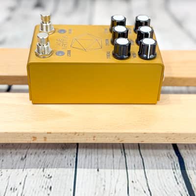 Jackson Audio  Golden Boy Joey Landreth Signature Overdrive Gold image 4