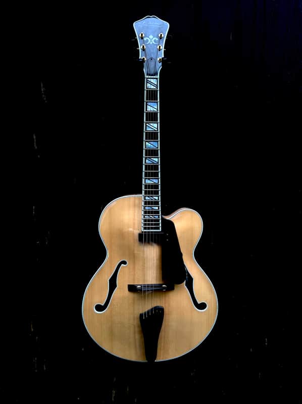 Les Korn 17" Carved Maple Archtop 2000s - Blonde