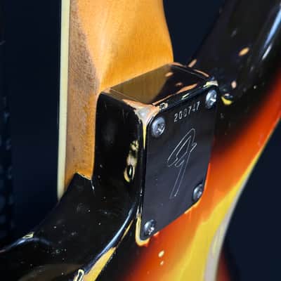 Fender Jaguar with Rosewood Fretboard 1966 - 1969 - Sunburst image 14