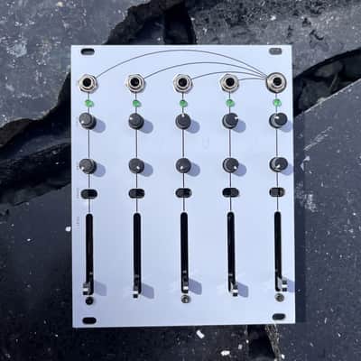Crows Electromusic OVUM for Eurorack - white image 1