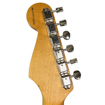 Fender Deluxe Powerhouse Stratocaster 1998 - Lake Placid Blue image 10