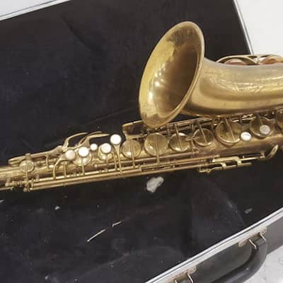 Revelle Alto saxophone. Italy? Brass Lacquer with case neck mouthpiece image 1