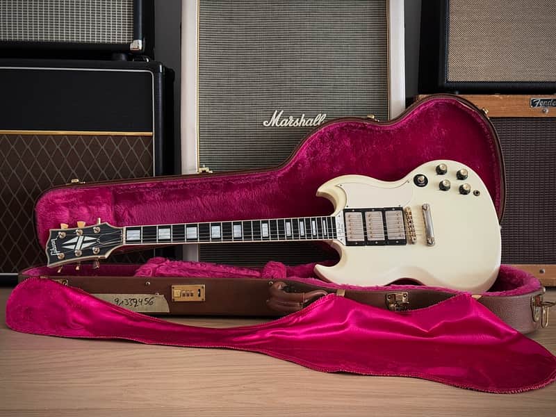 Gibson SG Custom in Olympic White  Natural Aged = Real Vintage Flair, 3 Pickups! 1992 - Olympic White