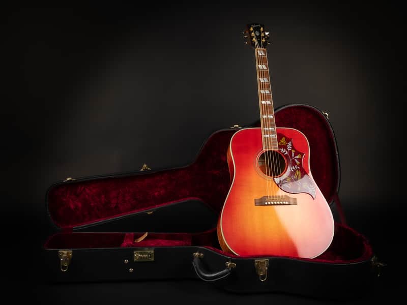 2014 Gibson Limited Edition Hummingbird Quilt - Heritage Cherry Sunburst | USA Bozeman Custom Dreadnought Acoustic Guitar L.R. Baggs Pickup | OHSC