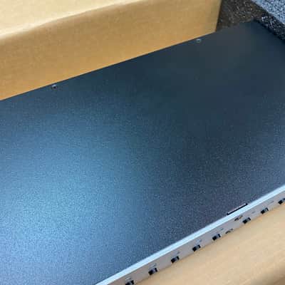 RJM Rack Gizmo Programmable audio loop and function switcher 2010s - Silver image 3