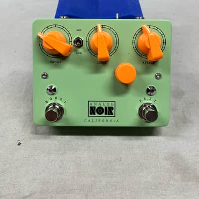 Analog Noir Dual MkI mk1 v1 Tone Bender Rangemaster Treble Booster Pedal with Box - Pastel Green with Neon Orange Knobs image 2