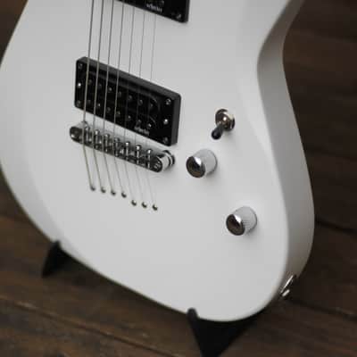Schecter C-7 Deluxe #438 2018 - Satin White image 5