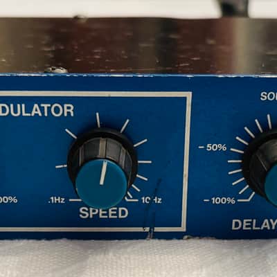 DeltaLab Effectron ADM 1024 Digital Delay 1980s - Blue imagen 2