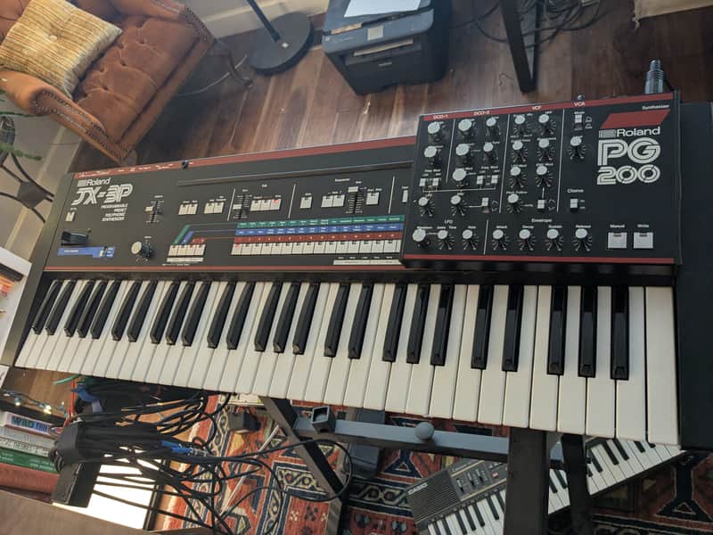 Roland JX-3P 61-Key Programmable Preset Polyphonic Synthesizer