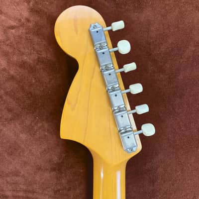 Fender MG-66-66 Mustang 2002 | Made in Japan | - Vintage White image 8