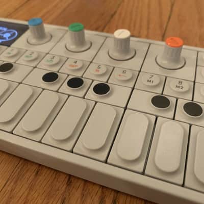 Teenage  Engineering OP-1 Keyboard Synthesizer 2020 white image 6