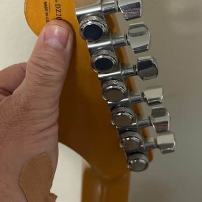 Fender American Deluxe Fat Stratocaster HSS 3 color Sunburst 1999-2003 - 3 color sunburst image 9