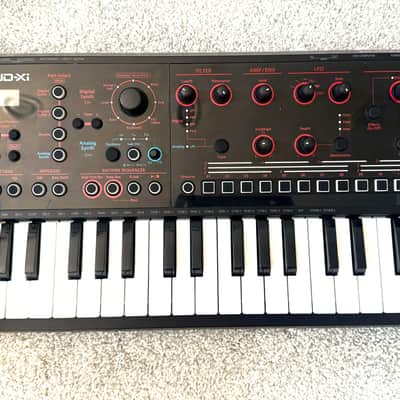 Roland JD-Xi Synthesizer